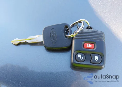 2000 Ford F-150 Lariat/Work Series/Xl/Xlt из США, поврежденный, VIN 1FTRX18LXYKA97358